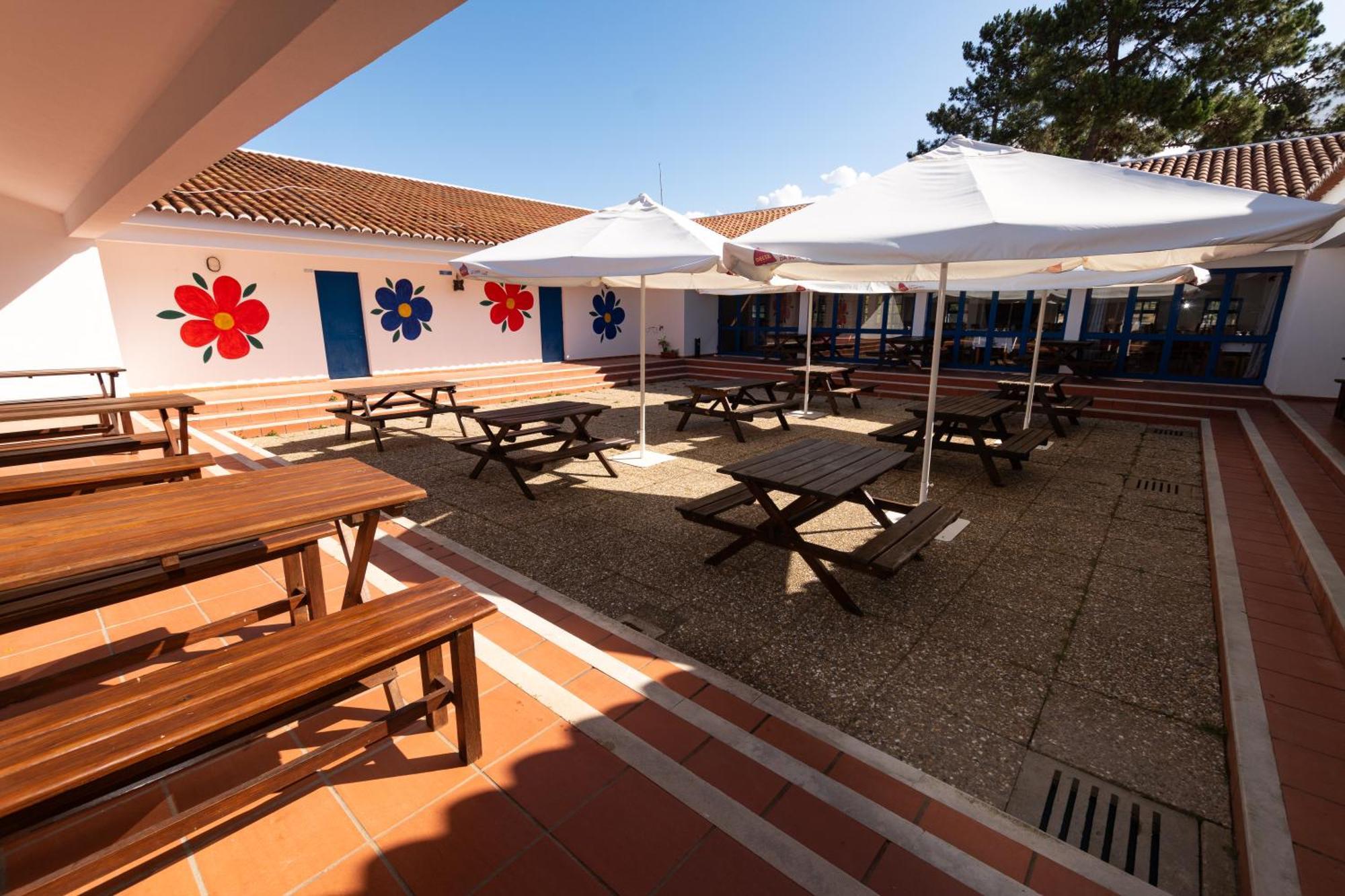 Hotel Parque De Campismo Orbitur Sitava Milfontes Malhadinhas Esterno foto