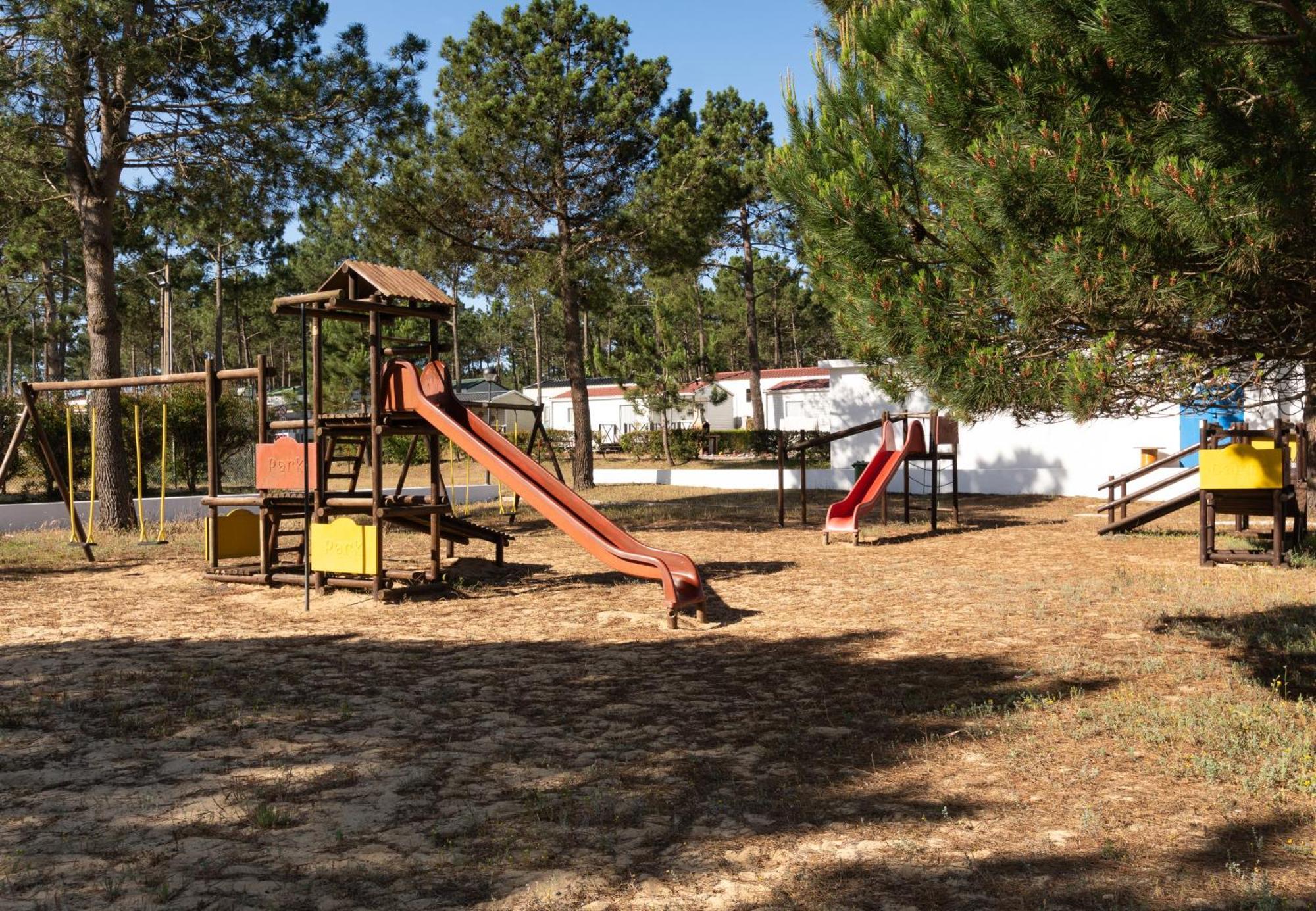 Hotel Parque De Campismo Orbitur Sitava Milfontes Malhadinhas Esterno foto