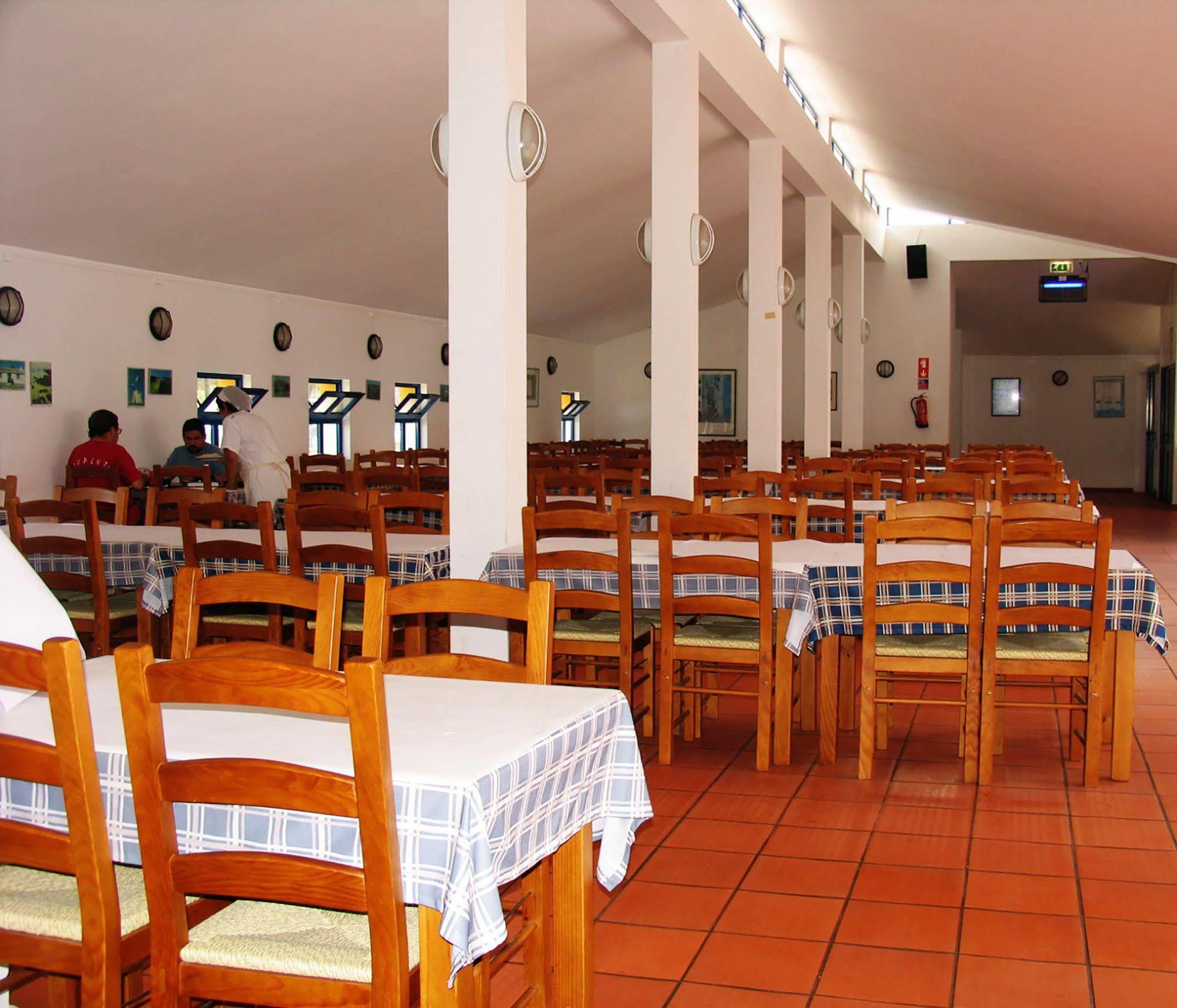 Hotel Parque De Campismo Orbitur Sitava Milfontes Malhadinhas Esterno foto